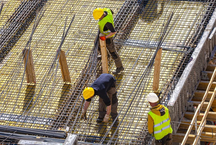 Başmakçı İnşaat Kalıpçısı